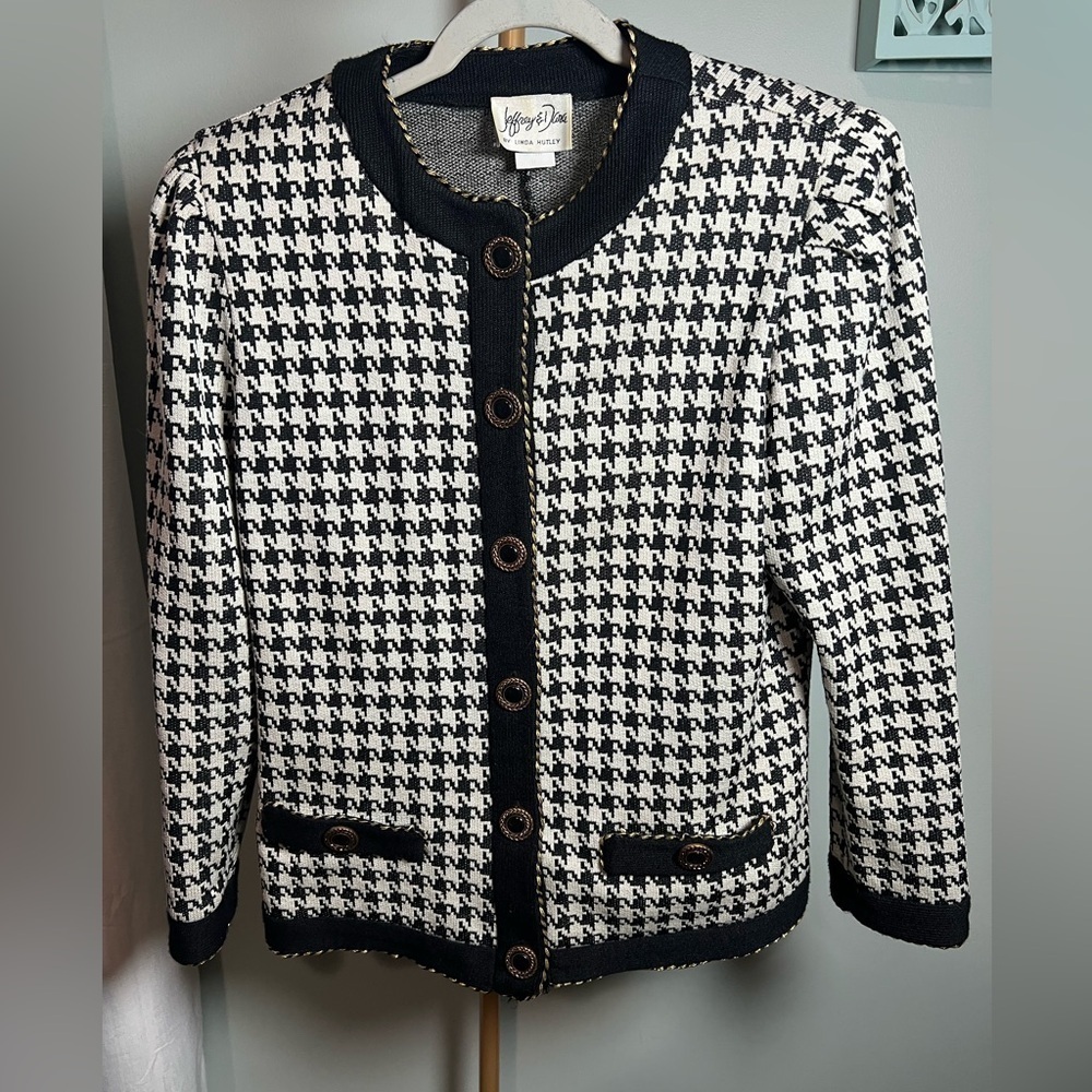 Black and White Houndstooth Blazer with Gold Details